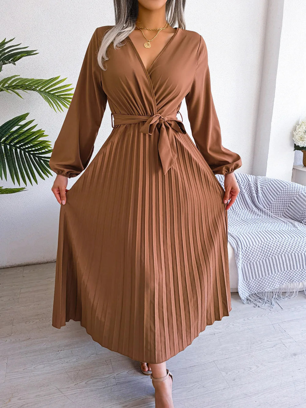 Lena | Elegant V-Neck Pleated Maxi Dress With Long Sleeves