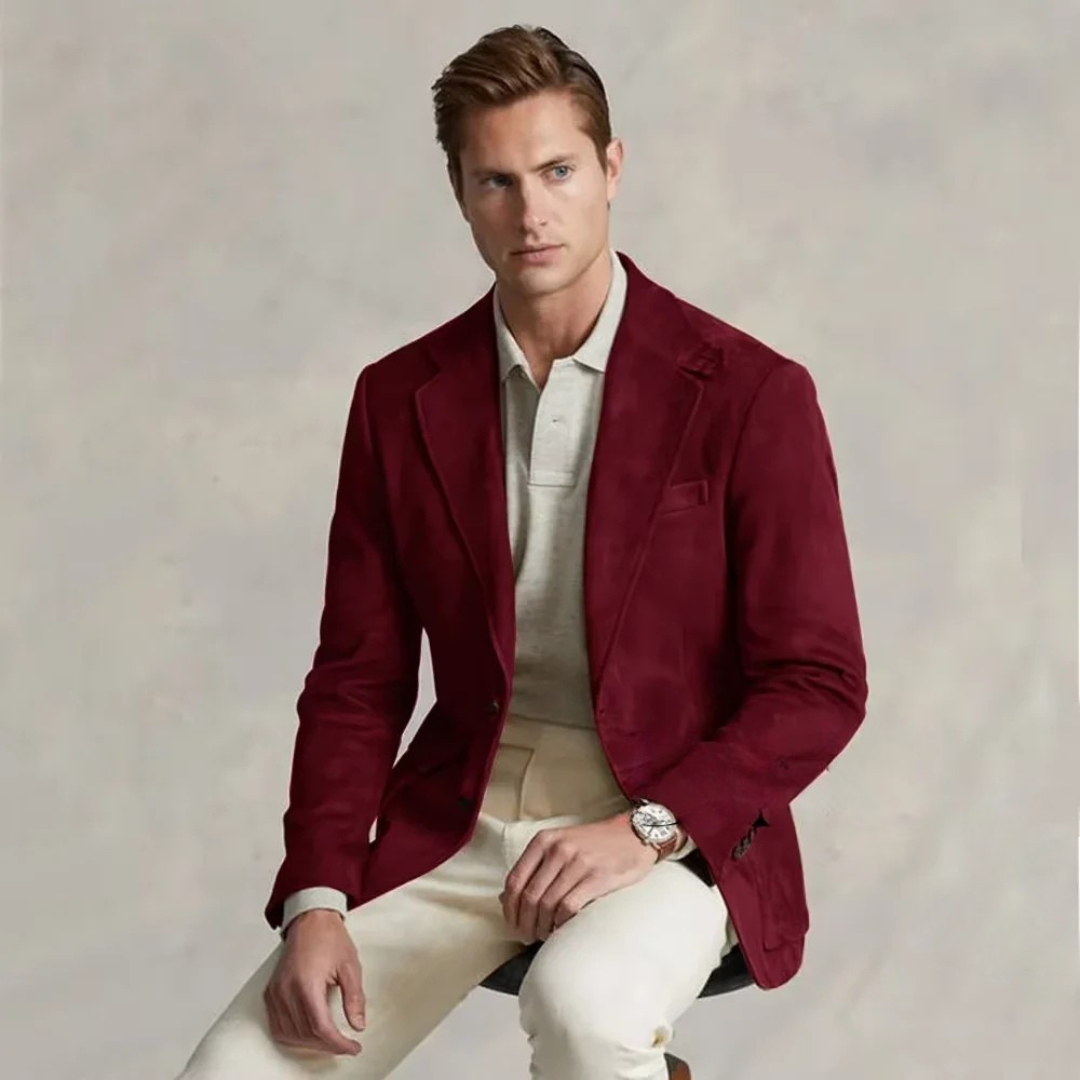 HENNING IN STYLISH BLAZER